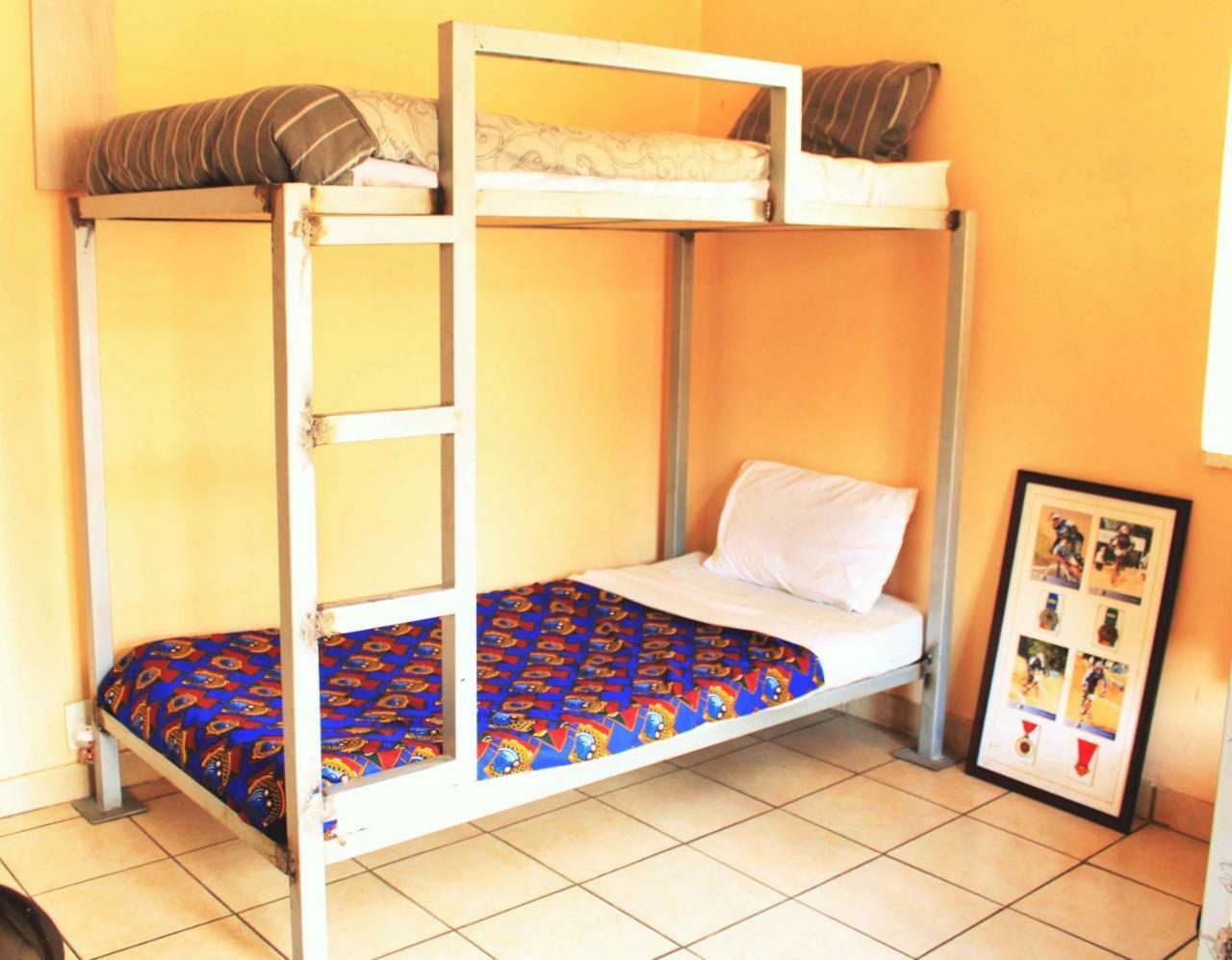 Urban Backpackers Hostel Johannesburg Luaran gambar
